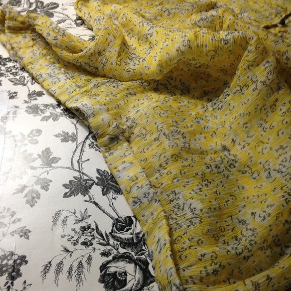 Zara Basic Floral So Soft Sheer Blouse - Picture 6 of 16